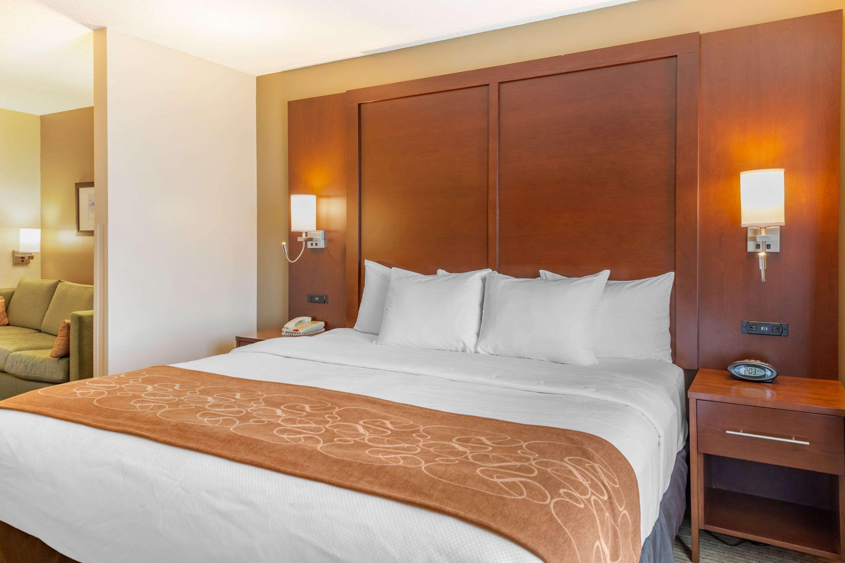 Comfort Suites Lancaster Amish Country Smoketown  Ngoại thất bức ảnh