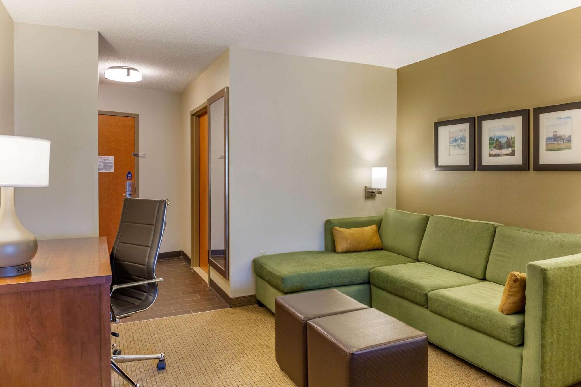 Comfort Suites Lancaster Amish Country Smoketown  Ngoại thất bức ảnh