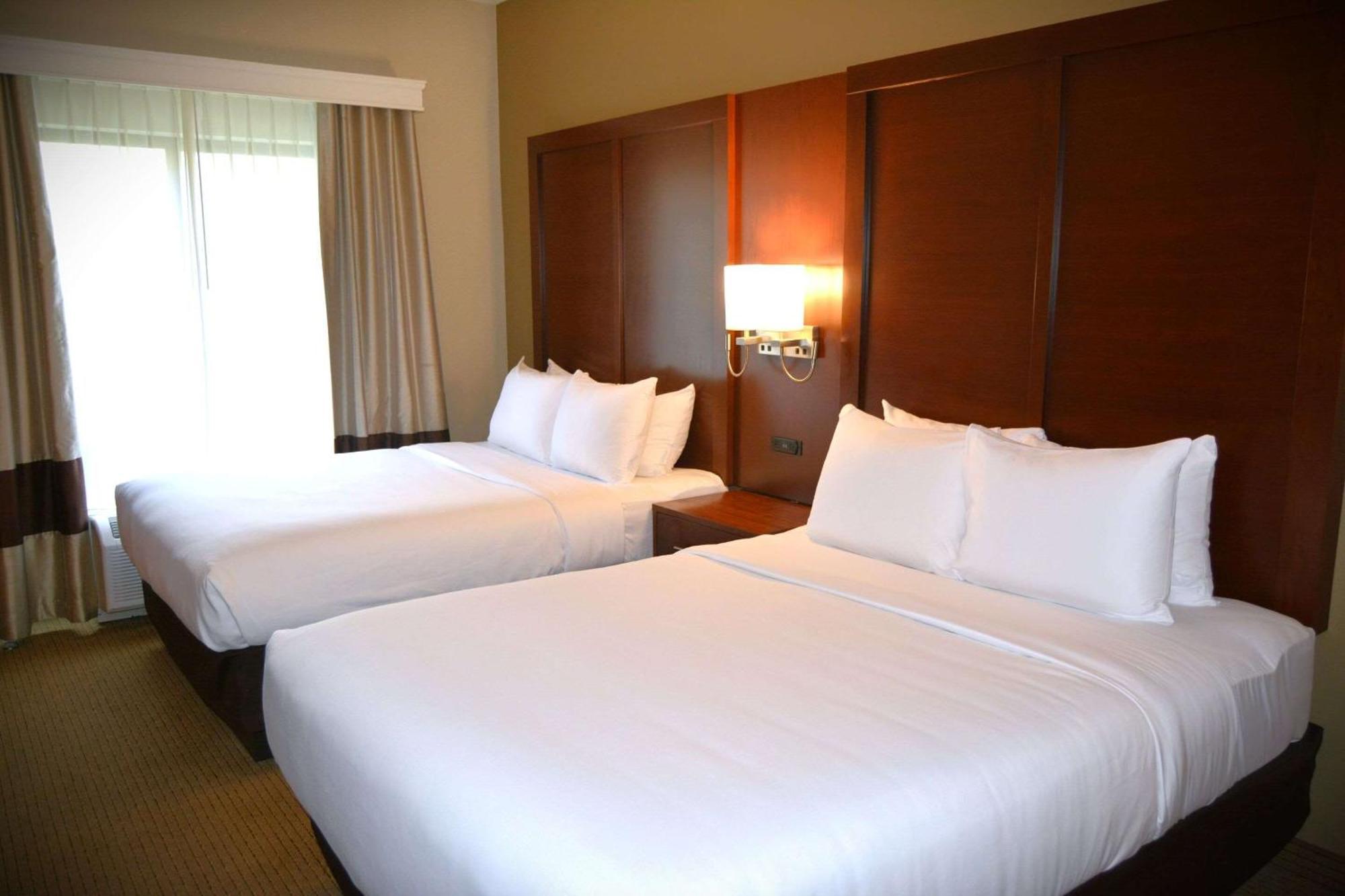 Comfort Suites Lancaster Amish Country Smoketown  Ngoại thất bức ảnh