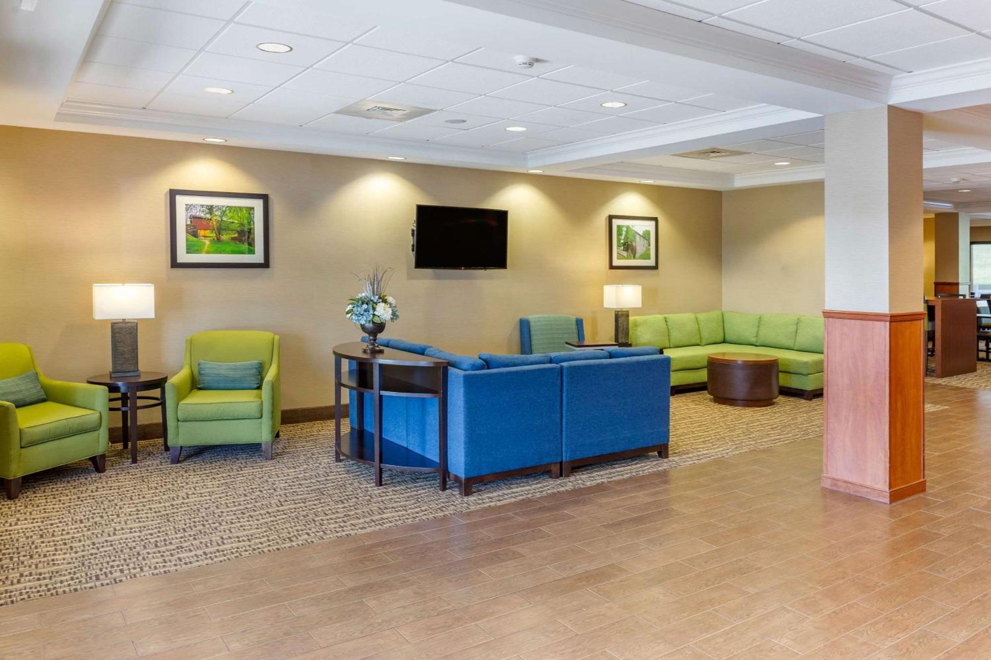 Comfort Suites Lancaster Amish Country Smoketown  Ngoại thất bức ảnh