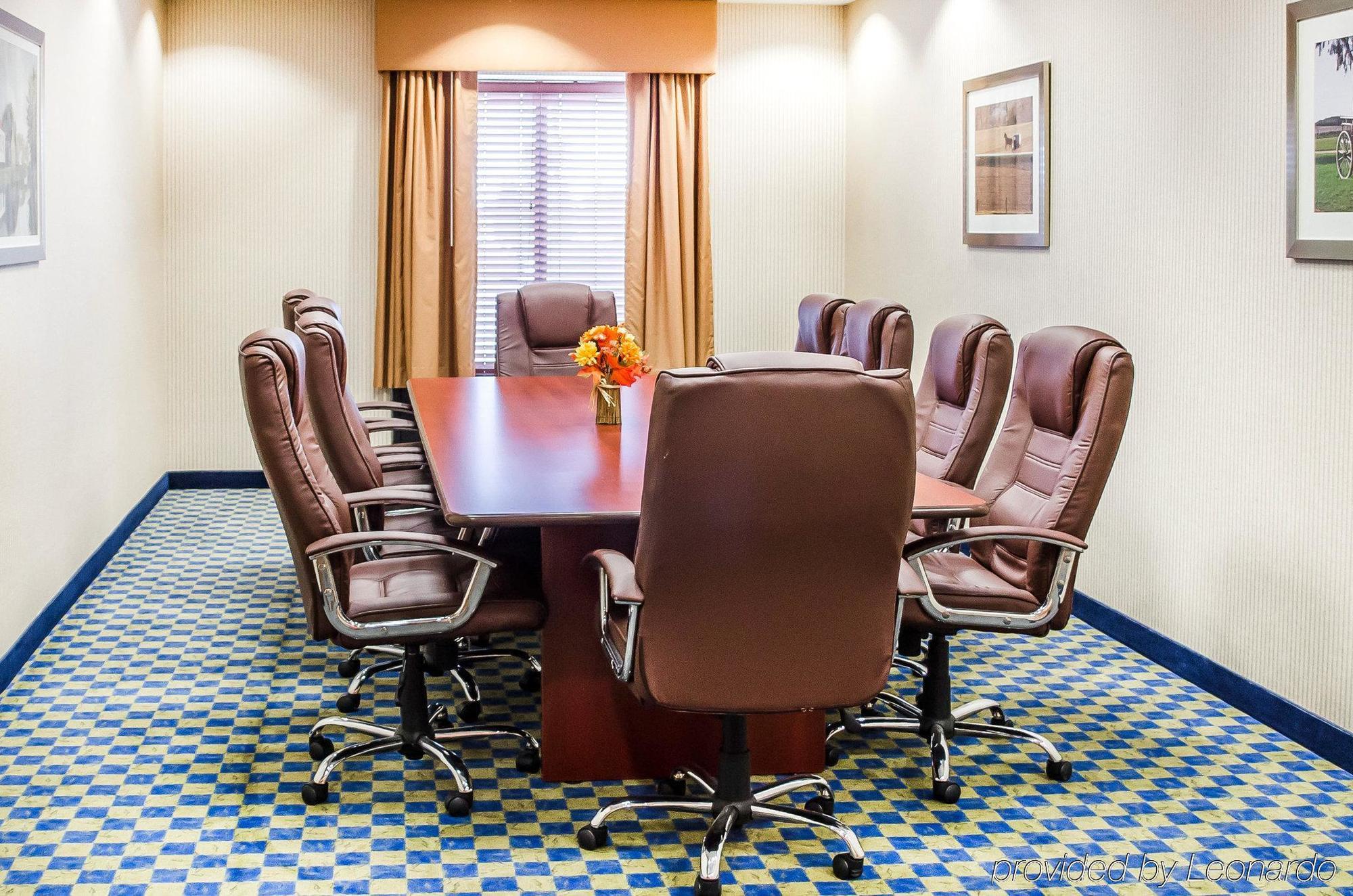 Comfort Suites Lancaster Amish Country Smoketown  Ngoại thất bức ảnh