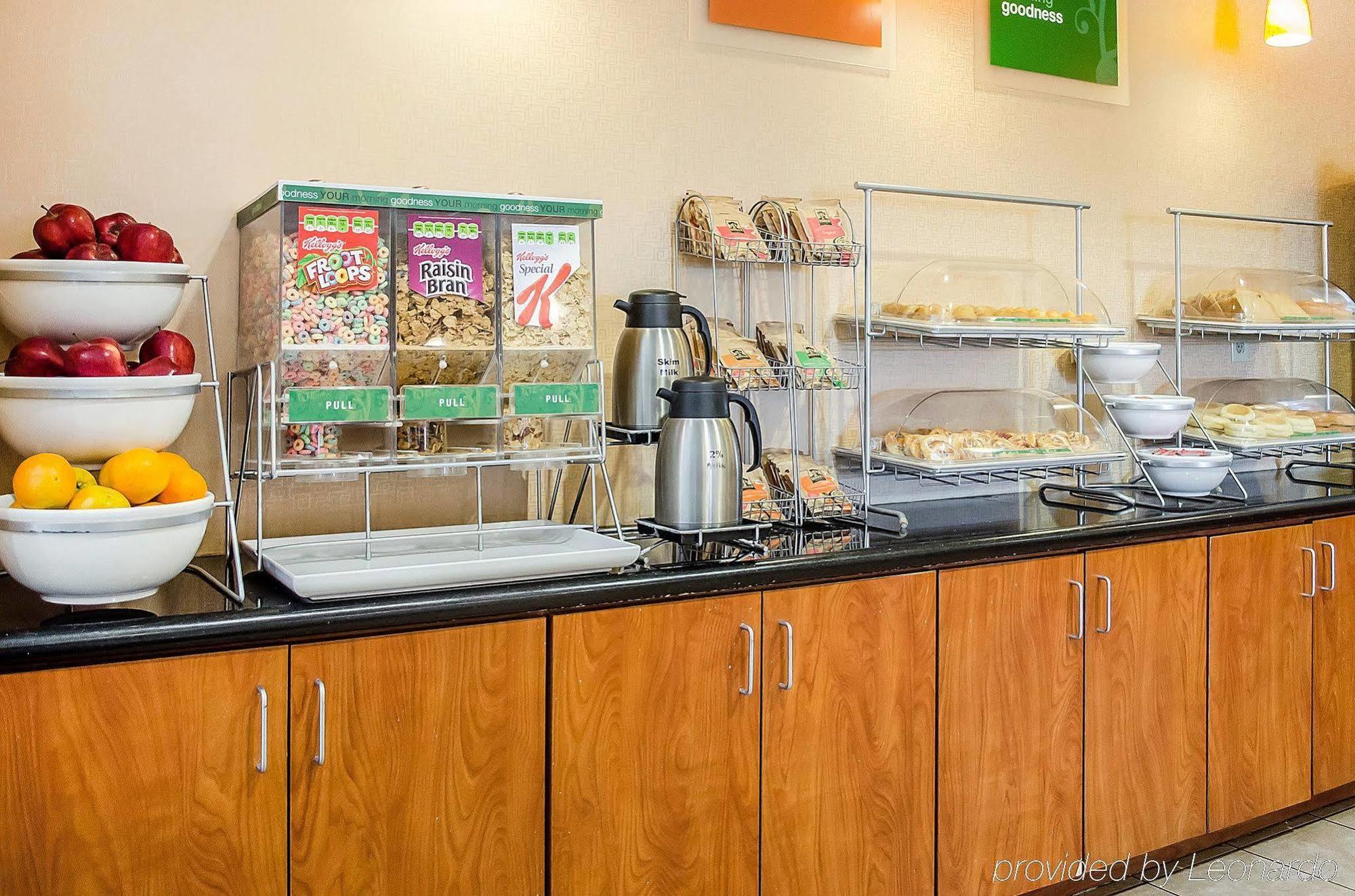 Comfort Suites Lancaster Amish Country Smoketown  Ngoại thất bức ảnh