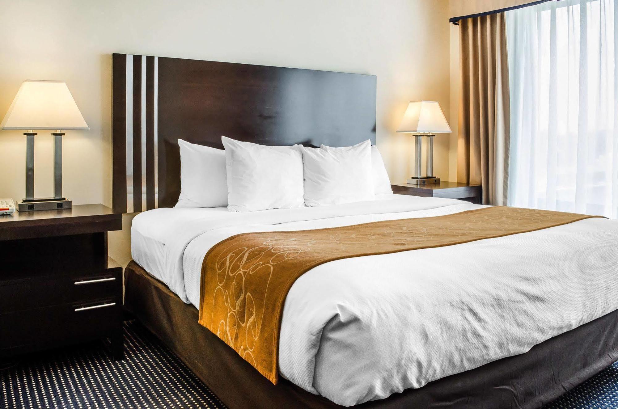 Comfort Suites Lancaster Amish Country Smoketown  Ngoại thất bức ảnh